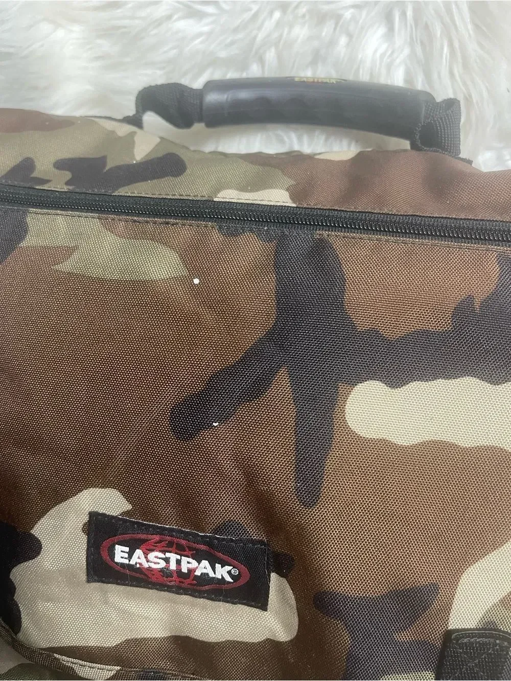 Eastpak Camo Messenger Bag in Green ,Brown & Brown padded laptop compartment.